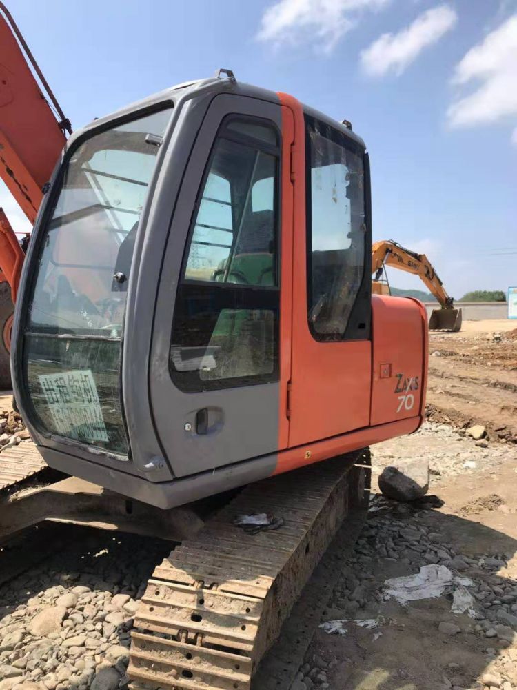 日立ex70 挖掘机